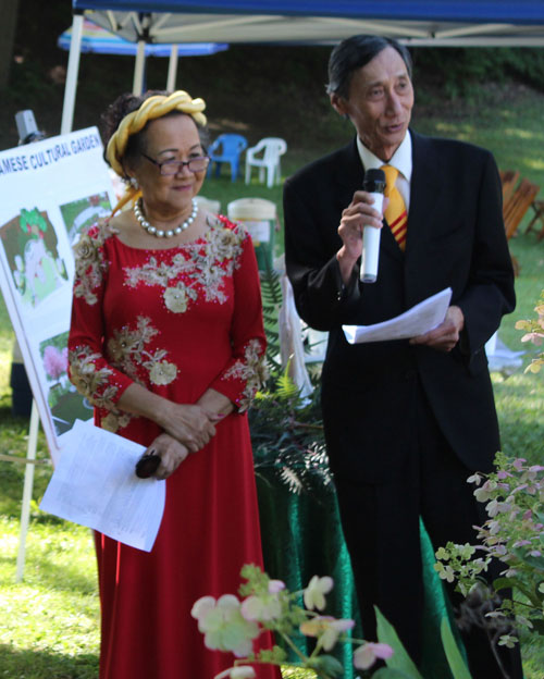 Vietnmese Cultural Garden VP David Thi